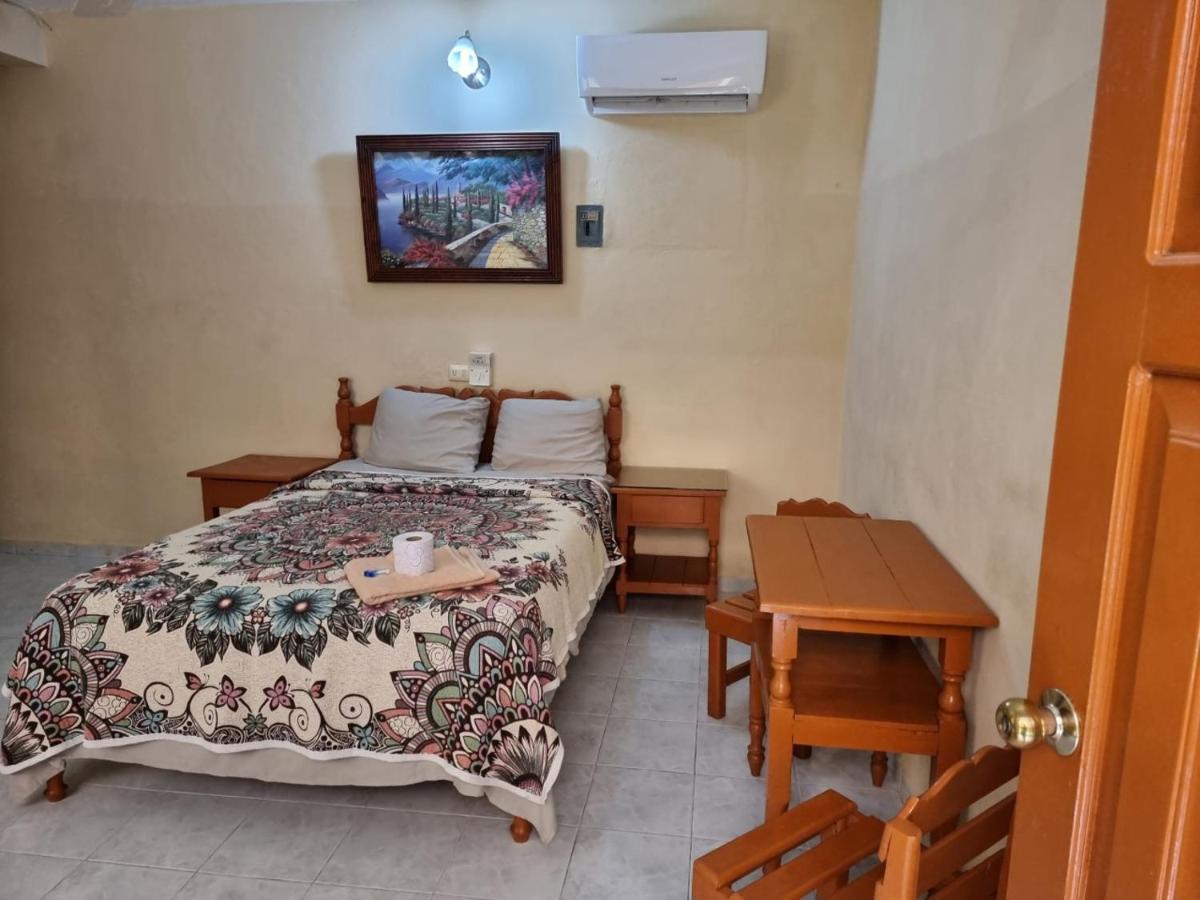 Hotel Isla Esmeralda Cozumel Ngoại thất bức ảnh